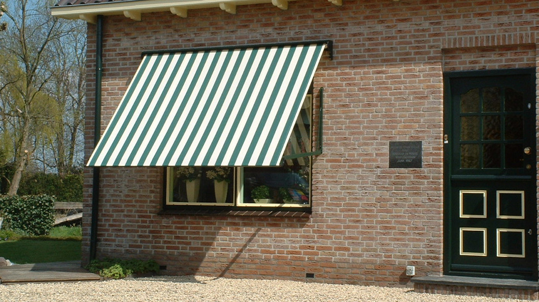 Uitvalscherm met groen witte streep doek